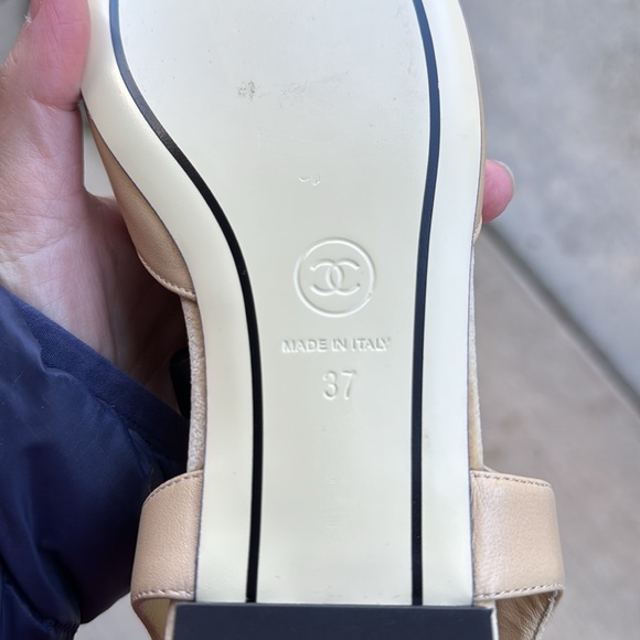 ❤️NWOT Gorgeous CHANEL slingback flats with bow and faux pearls, beige/black🥰 - Picture 11 of 12